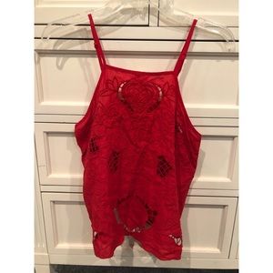 tank top with flower pattern lace in front